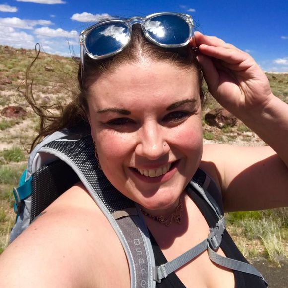 Meet your Posher, Donnelle - Picture 1 of 1